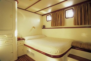 Double Cabin