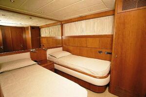 Twin Cabin