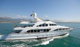 M/Y Benetti 120