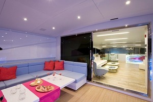 Upper Deck