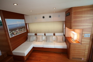 Saloon 2