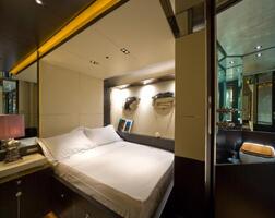 Double Cabin