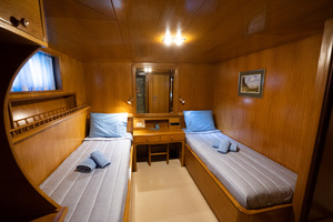 Twin Cabin A