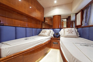 Twin Cabin