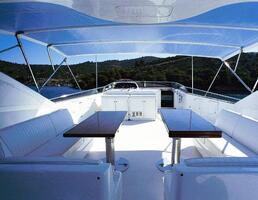 Upper Deck