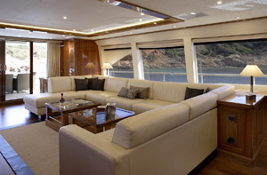 Saloon 4