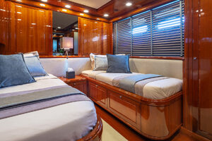 Twin Cabin
