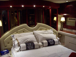 Double cabin