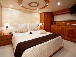 VIP Cabin