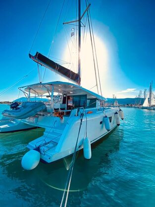 Lagoon 42-2020