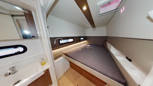 Double Cabin b