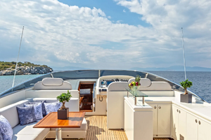 Upper Deck