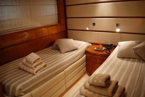 Twin Cabin